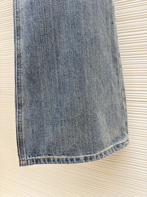 ルイヴィトンコピー レディースポケット付きレター柄スパンコールジャカードハイウエストフレアジーンズ