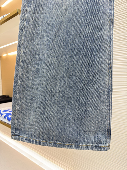 ルイヴィトンコピー レディースポケット付きレター柄スパンコールジャカードハイウエストフレアジーンズ