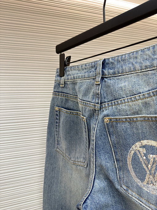 ルイヴィトンコピー レディースポケット付きレター柄スパンコールジャカードハイウエストフレアジーンズ