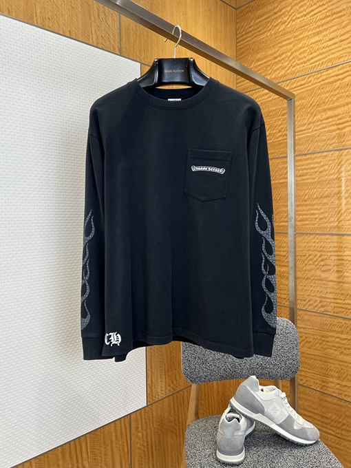 クロムハーツ 炎のサンスクリットプリント長袖シャツ