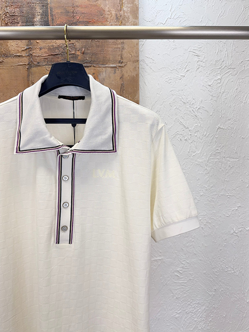 ルイヴィトン 刺繍ロゴ入りチェッカーボードの半袖ポロシャツ