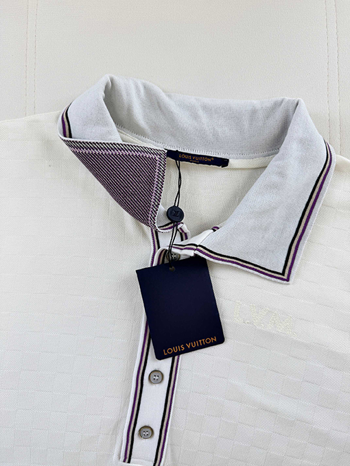 ルイヴィトン 刺繍ロゴ入りチェッカーボードの半袖ポロシャツ