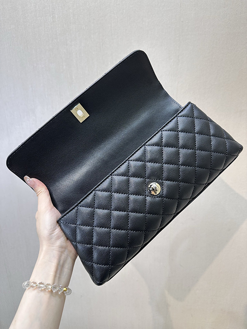 シャネルブランドコピー レディースクラシックなレトロバッグ