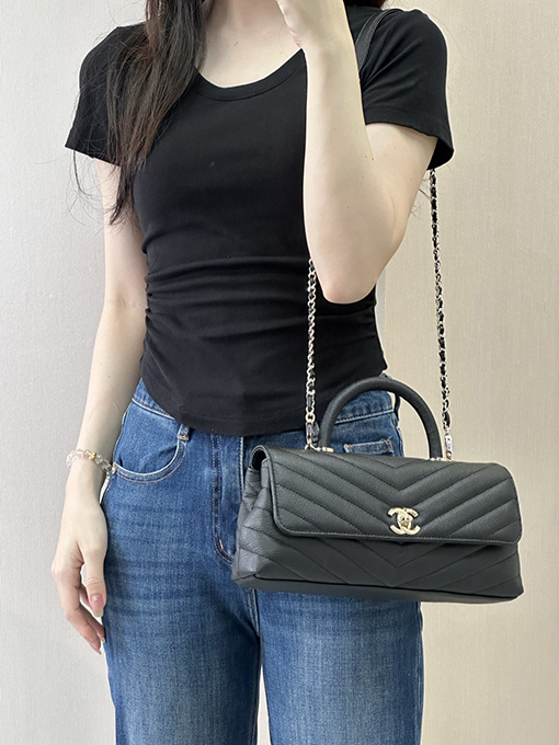 シャネルブランドスーパーコピー coco レディースクラシックな細長いチャームバッグ