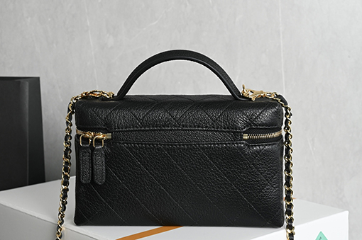 シャネル 26Sシリーズ スエードLPランチボックスバッグ