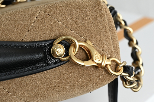 シャネル 26Sシリーズ スエードLPランチボックスバッグ