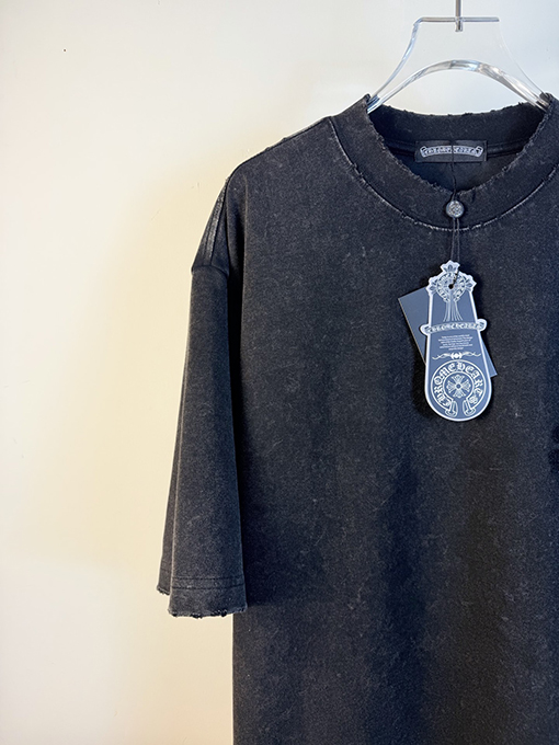 クロムハーツスーパーコピー アシッドウォッシュダメージレーザーアップリケ刺繍をした半袖Tシャツ