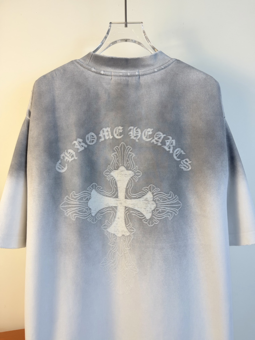 クロムハーツスーパーコピー アシッドウォッシュダメージレーザーアップリケ刺繍をした半袖Tシャツ