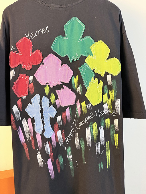 クロムハーツコピー 新モデルアシッドウォッシュダメージレーザーアップリケ刺繍をした半袖Tシャツ