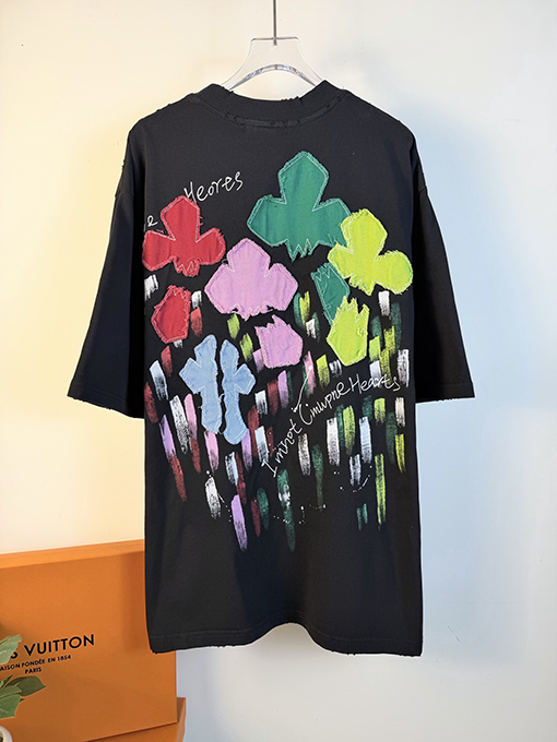 クロムハーツコピー 新モデルアシッドウォッシュダメージレーザーアップリケ刺繍をした半袖Tシャツ