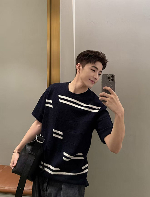 ロエベスーパーコピー ウール刺繍入り半袖Tシャツ