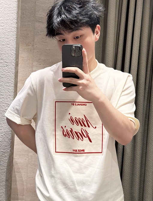 アミ フロッキープリント半袖Tシャツ