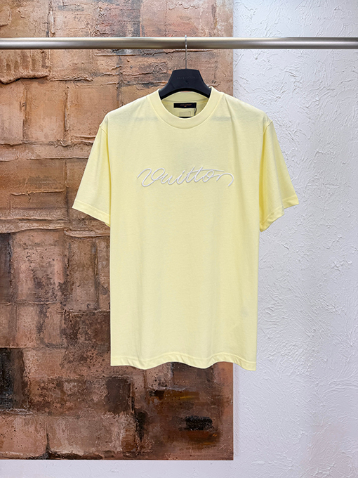 ルイヴィトン アーティスティックなロゴ刺繍入り半袖Tシャツ