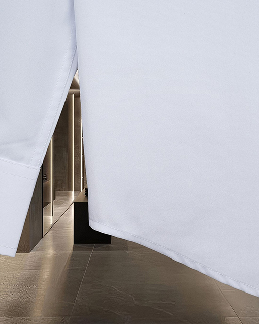 グッチ GUCCI 胸に錨のロゴ刺繍が​​った長袖シャツ