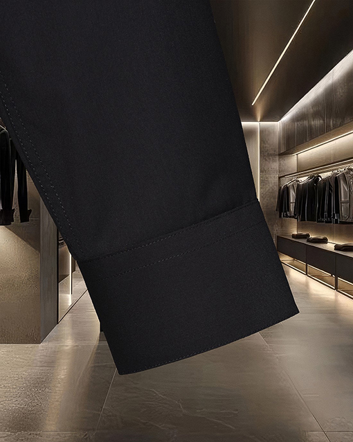 ルイヴィトン LOUIS VUITTON 胸に刺繍ロゴが入った長袖シャツ