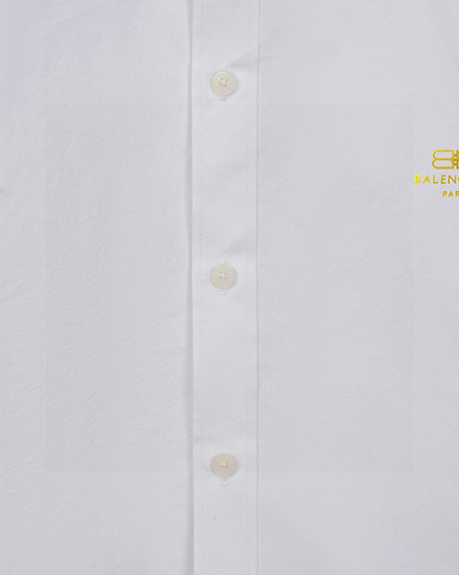 バレンシアガスーパーコピー Balenclaga 新モデル胸に刺繍ロゴが入った長袖シャツ