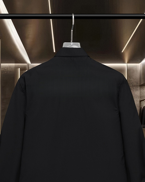 バレンシアガスーパーコピー Balenclaga 新モデル胸に刺繍ロゴが入った長袖シャツ