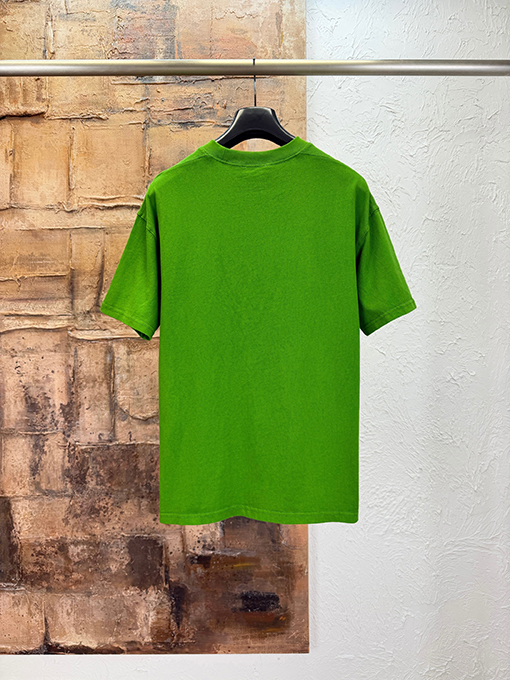 プラダ 三角形のパッチが付いたウォッシュの半袖Tシャツ