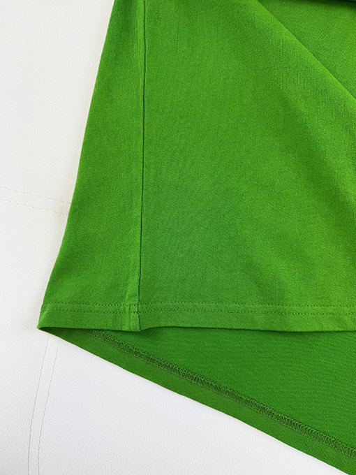 プラダ 三角形のパッチが付いたウォッシュの半袖Tシャツ