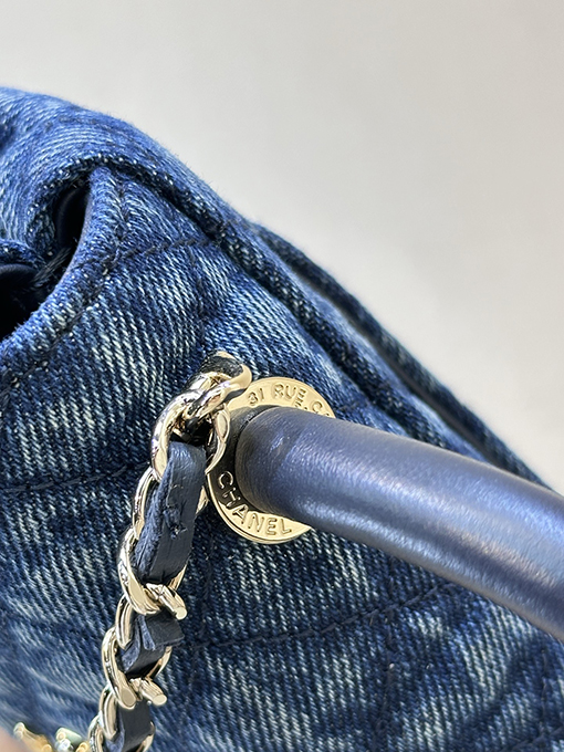 シャネルコピー 4244レディースシリーズ 24K厚シャンパンゴールドメッキ金具バッグ