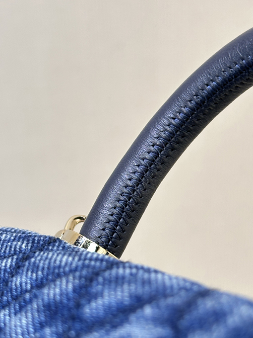 シャネルコピー 4244レディースシリーズ 24K厚シャンパンゴールドメッキ金具バッグ