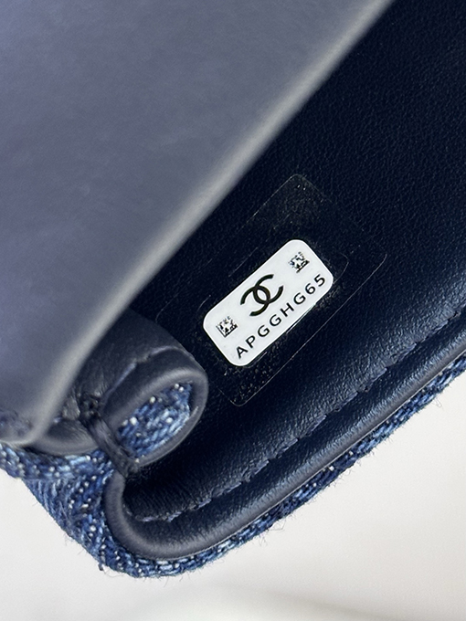 シャネルコピー 4244レディースシリーズ 24K厚シャンパンゴールドメッキ金具バッグ