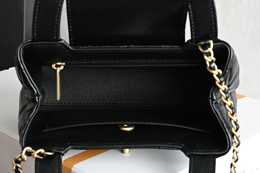 シャネル 26C Kelly レディースハンドチェーンバッグ
