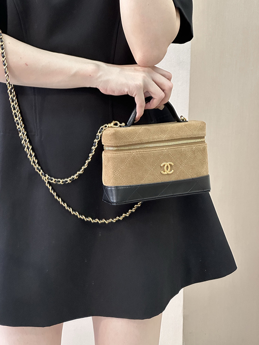 シャネル レディーススエードとレザーのパッチワークボックスバッグ