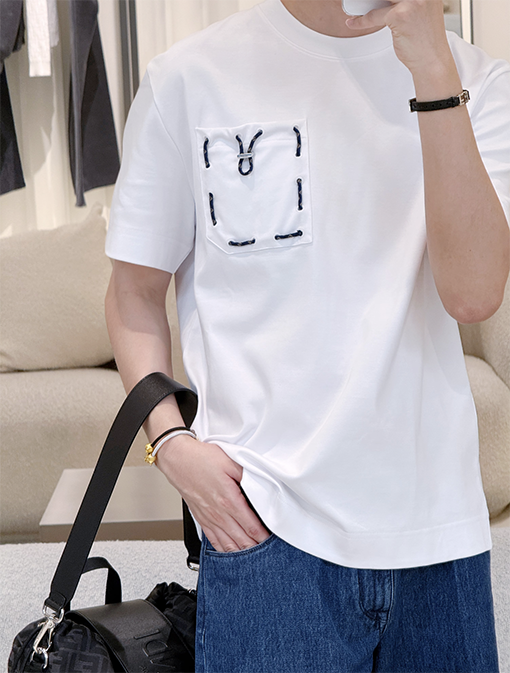 フェンディ リボン付きドローストリングポケットの半袖Tシャツ