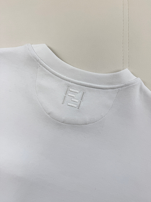 フェンディ リボン付きドローストリングポケットの半袖Tシャツ