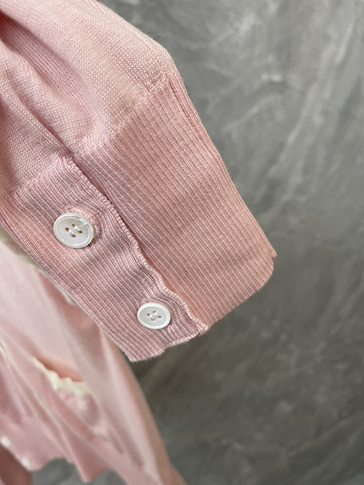 トムブラウン クラシックの4本ストライプニットVネックポケットカーディガン