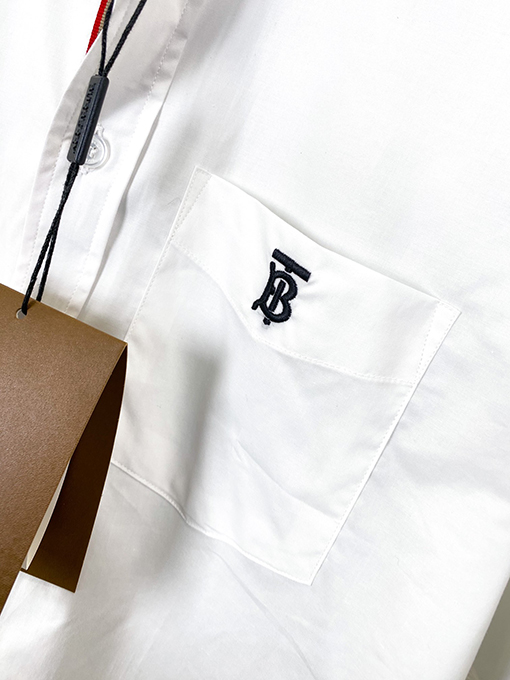 バーバリーブランドコピー オリジナルロゴ装飾をしたコットン長袖シャツ