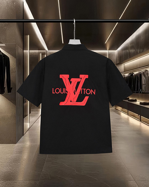ルイヴィトン ひび割れのエンボスモノグラムロゴ入り半袖シャツ