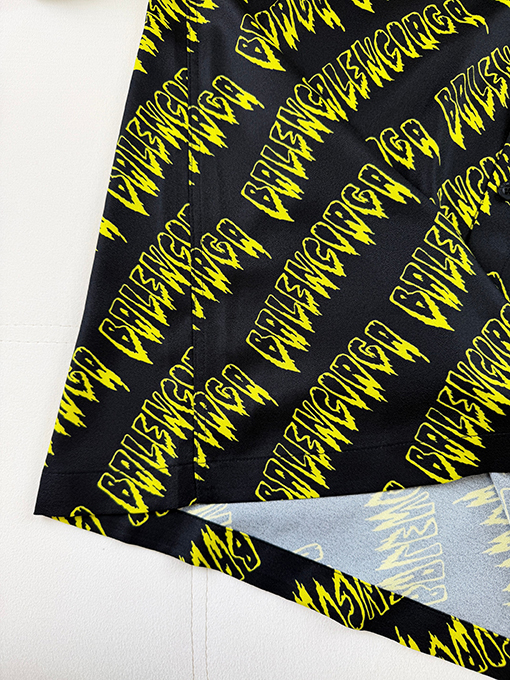 バレンシアガスーパーコピー Balenciaga 文字プリントの半袖シャツ