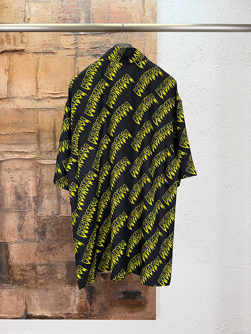 バレンシアガスーパーコピー Balenciaga 文字プリントの半袖シャツ