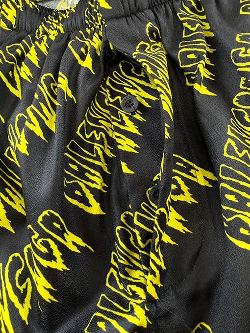 バレンシアガ Balenciaga 文字プリントのショートパンツ