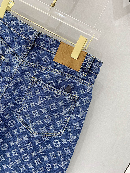 ルイヴィトン ダークカラーのモノグラムジャカードデニムショートパンツ