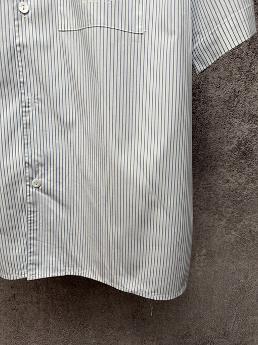 グッチスーパーコピー 新作コットンストライプバッジ刺繍り半袖シャツ