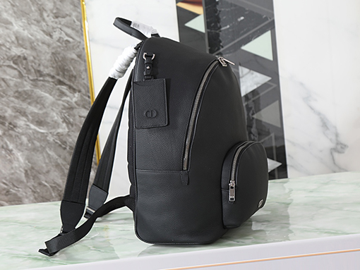 ディオール シンプルなマットグレイン牛革バックパック