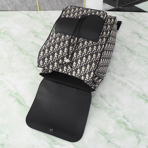 ディオール Oblique 新モデルサドルバックパック