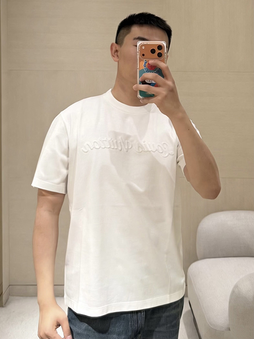 ルイヴィトンコピー 刺繍ロゴ入り半袖Tシャツ