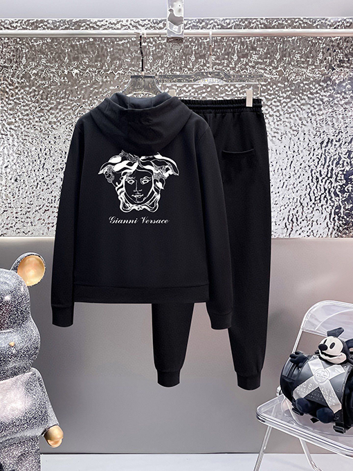 ヴェルサーチ VERSACE 新モデル人気のフード付きジップアップスウェットシャツとパンツのセット
