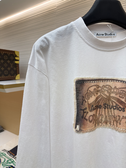 アクネストゥディオズ Acne Studios レトロなデジタルリボンプリントのゆったりとした長袖シャツ