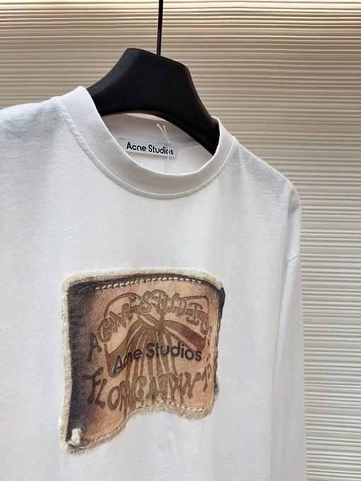 アクネストゥディオズ Acne Studios レトロなデジタルリボンプリントのゆったりとした長袖シャツ