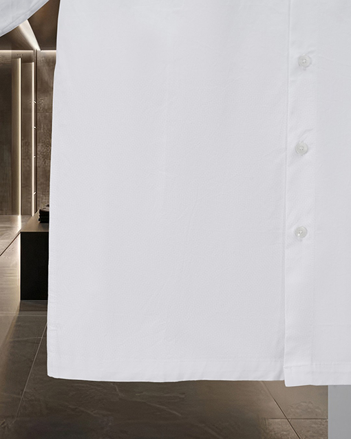 ルイヴィトンブランドスーパーコピー LOUIS VUITTON 胸に刺繍ロゴが入った半袖シャツ