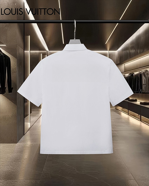 ルイヴィトン LV 胸に刺繍ロゴが入ったクラシックな半袖シャツ