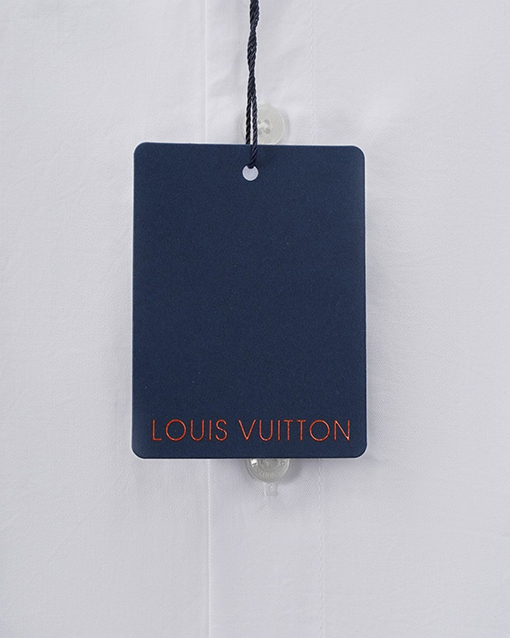 ルイヴィトン LV 胸に刺繍ロゴが入ったクラシックな半袖シャツ