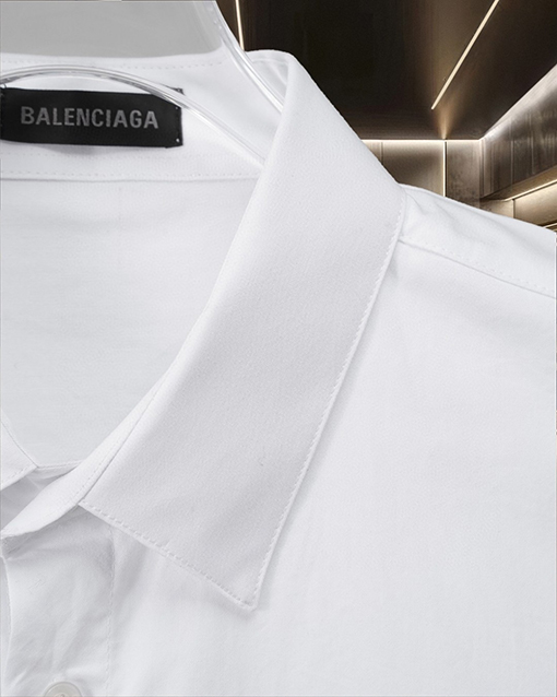 バレンシアガコピー Balenclaga 文字ロゴ刺繍入り半袖シャツ