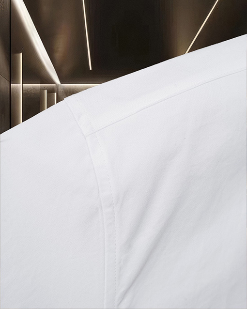 バレンシアガコピー Balenclaga 文字ロゴ刺繍入り半袖シャツ