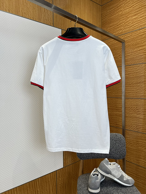 グッチスーパーコピー GUCCI 文字刺繍り赤と緑のリボン付き半袖Tシャツ